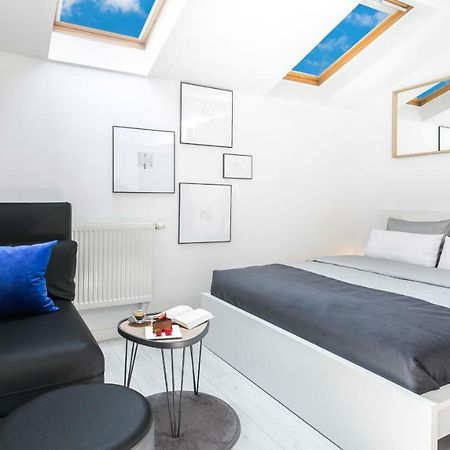 Terminal Krakow - Studio Apartments Next To The Main Square Екстериор снимка