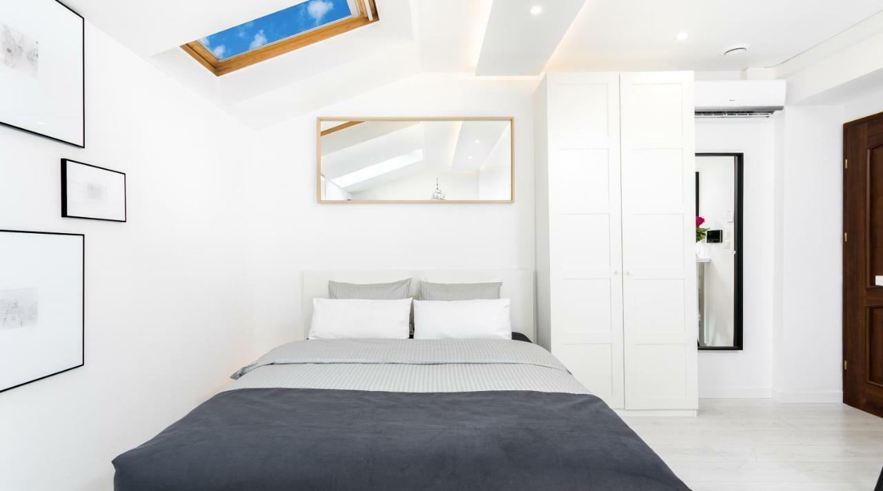 Terminal Krakow - Studio Apartments Next To The Main Square Екстериор снимка